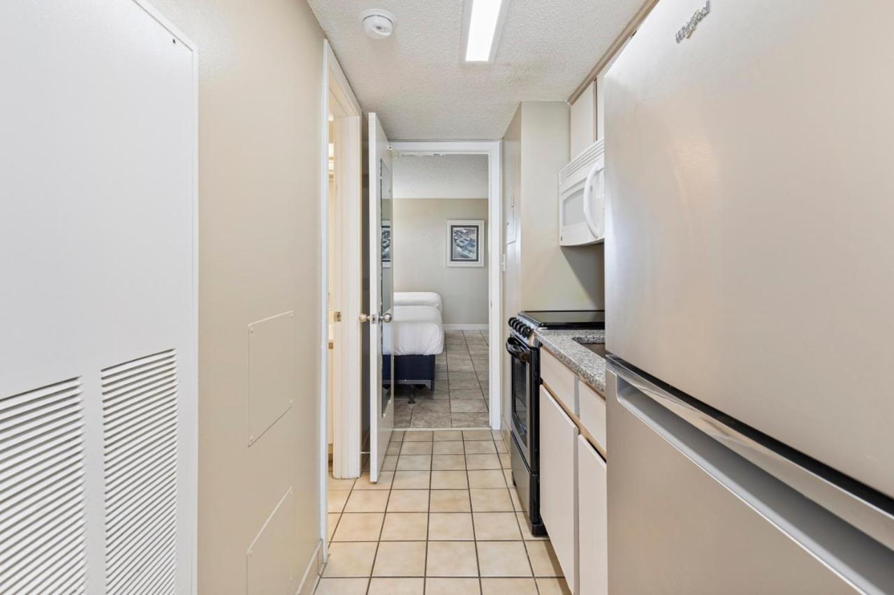 Apartment Ocean Front Comfort 1br Atlantica Myrtle Beach