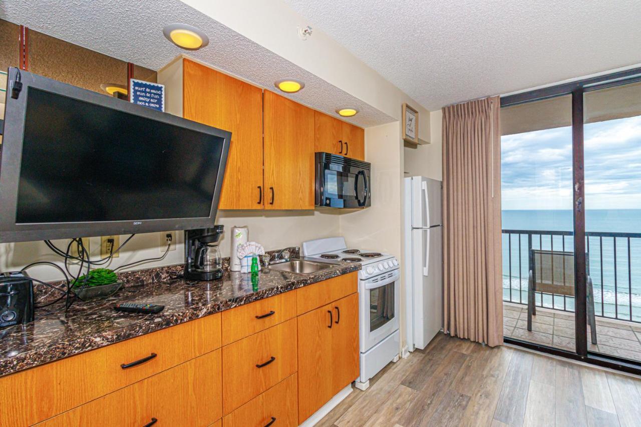 Holiday home Colony Unit 1405 - Beautiful Oceanfront - 1 Bedroom, 1 Bath - Perfect For 6!