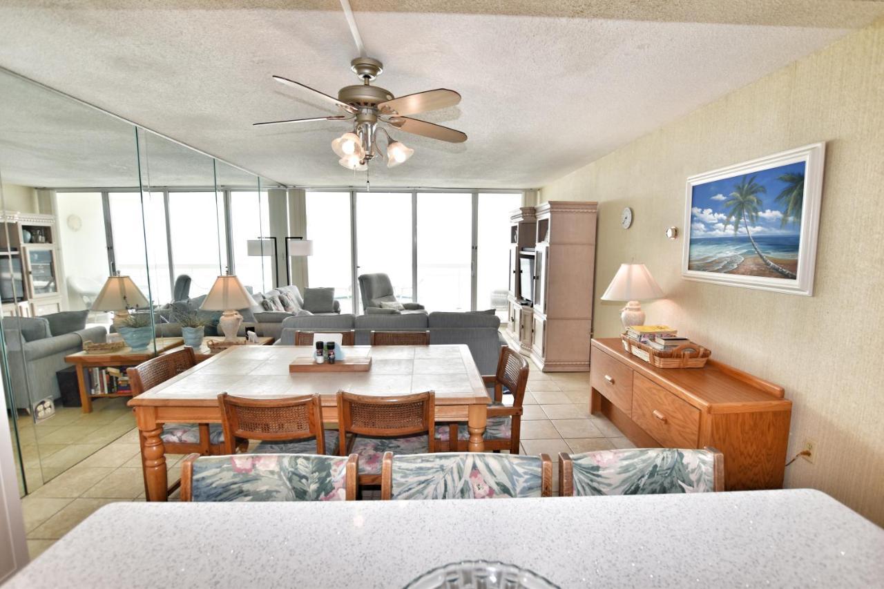 0612 Waters Edge Apartment