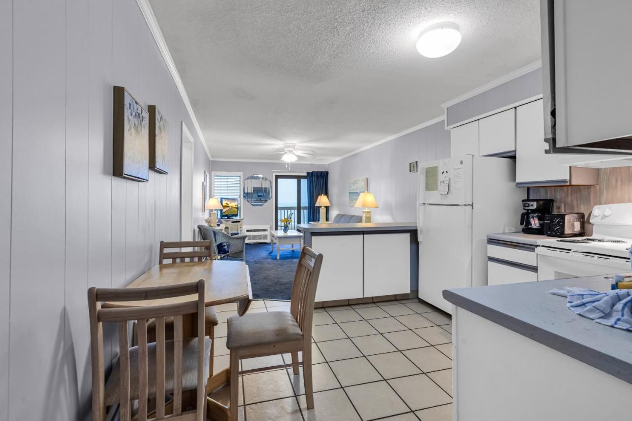 Walking Distance To The Ocean Forest Apartment Myrtle Beach