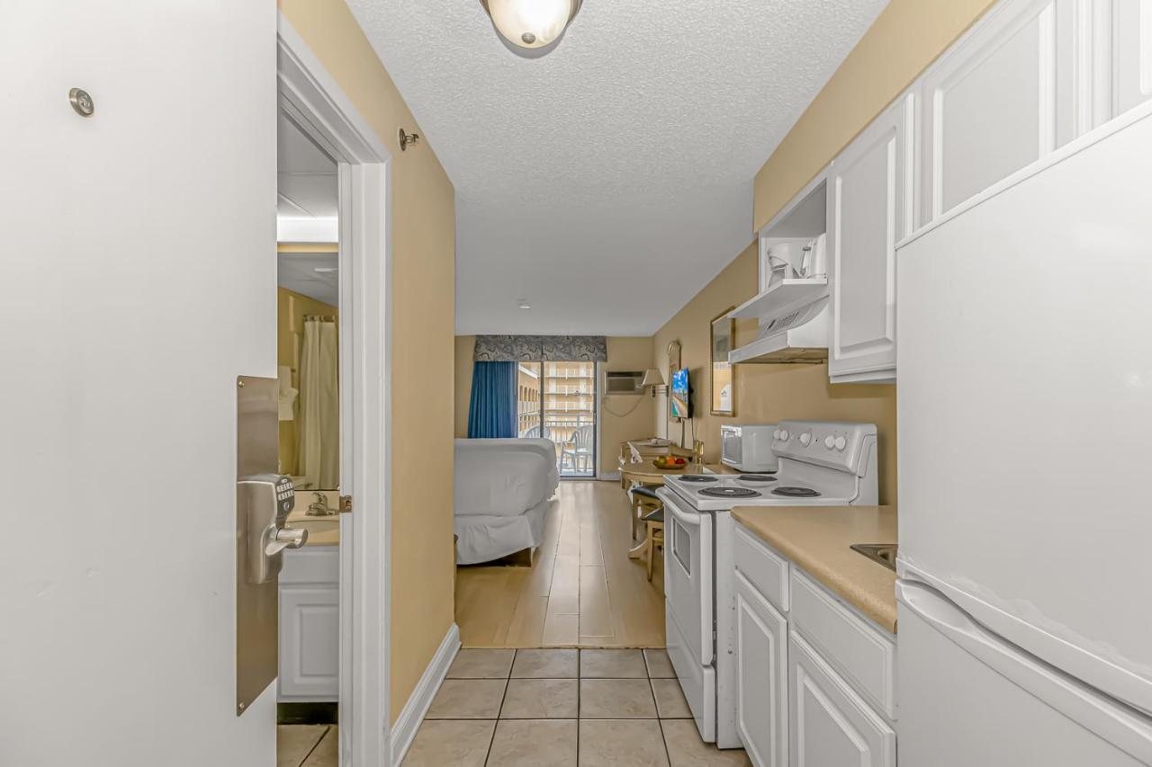 Beautiful Ocean View Condo! Perfect For 2-4 Guests! Sea Mist 50505 *