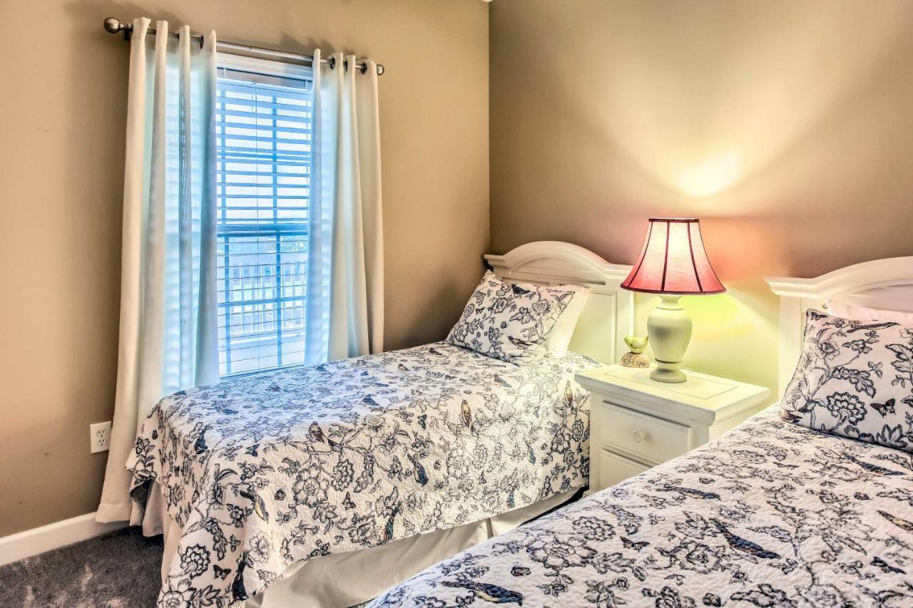 Golf With Pool In North Myrtle Beach! Apartment Myrtle Beach
