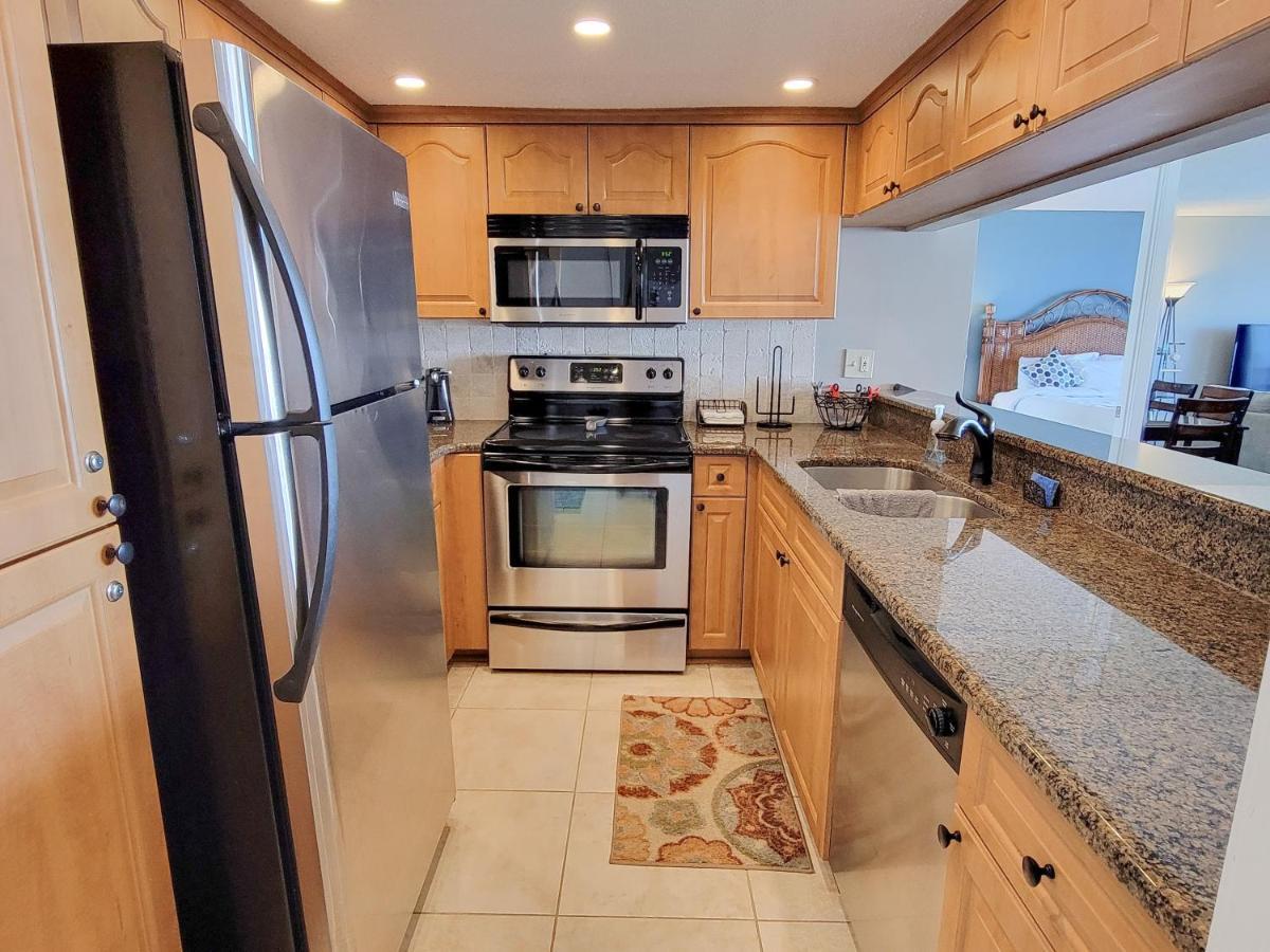 1201 South Hampton Apartment