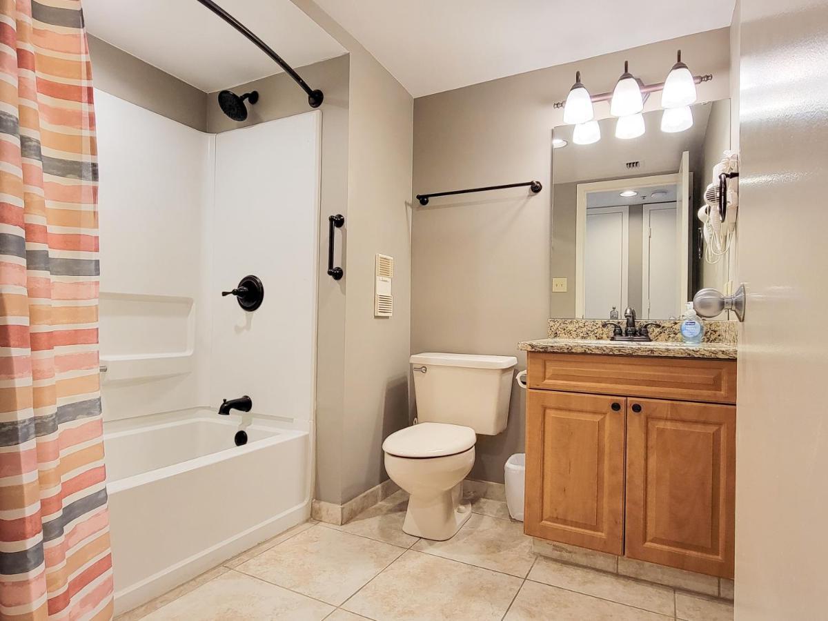 Apartment 1201 South Hampton *