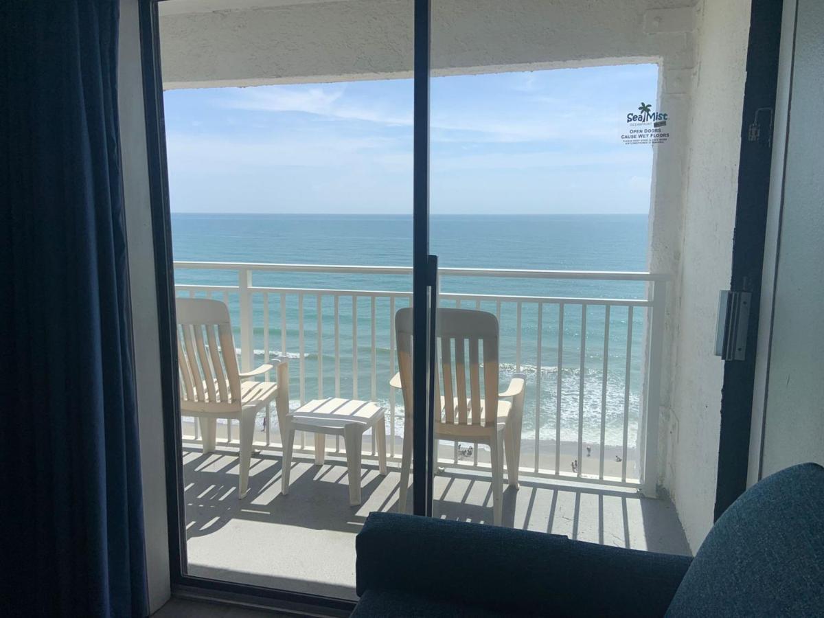 Oceanfront Studio W Balcony For Weekend Getaway Apartment *