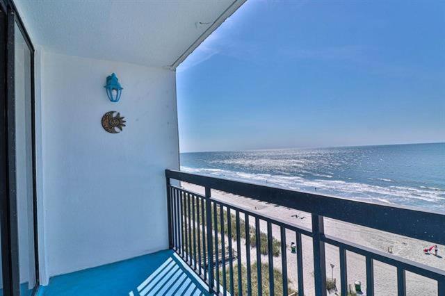 Ocean Front King With Incredible Views! Sun N 706