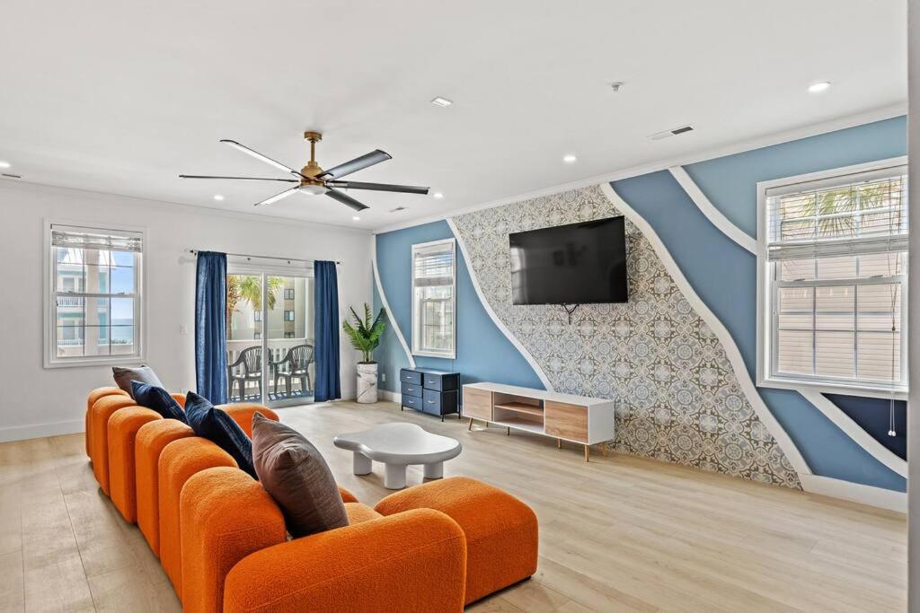 Luxurious With Theatre Holiday home Myrtle Beach