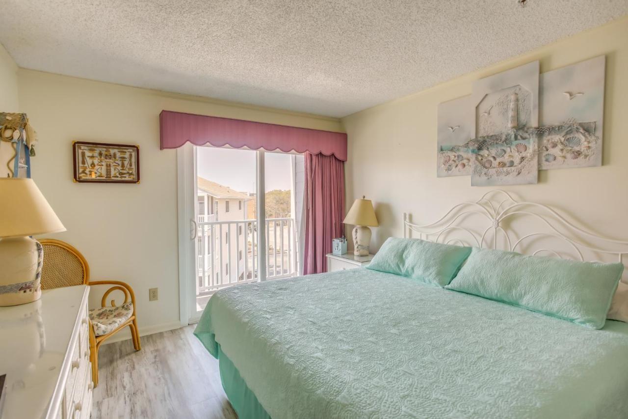 Apartment With Pool And Access About 1 Mi To Pier!