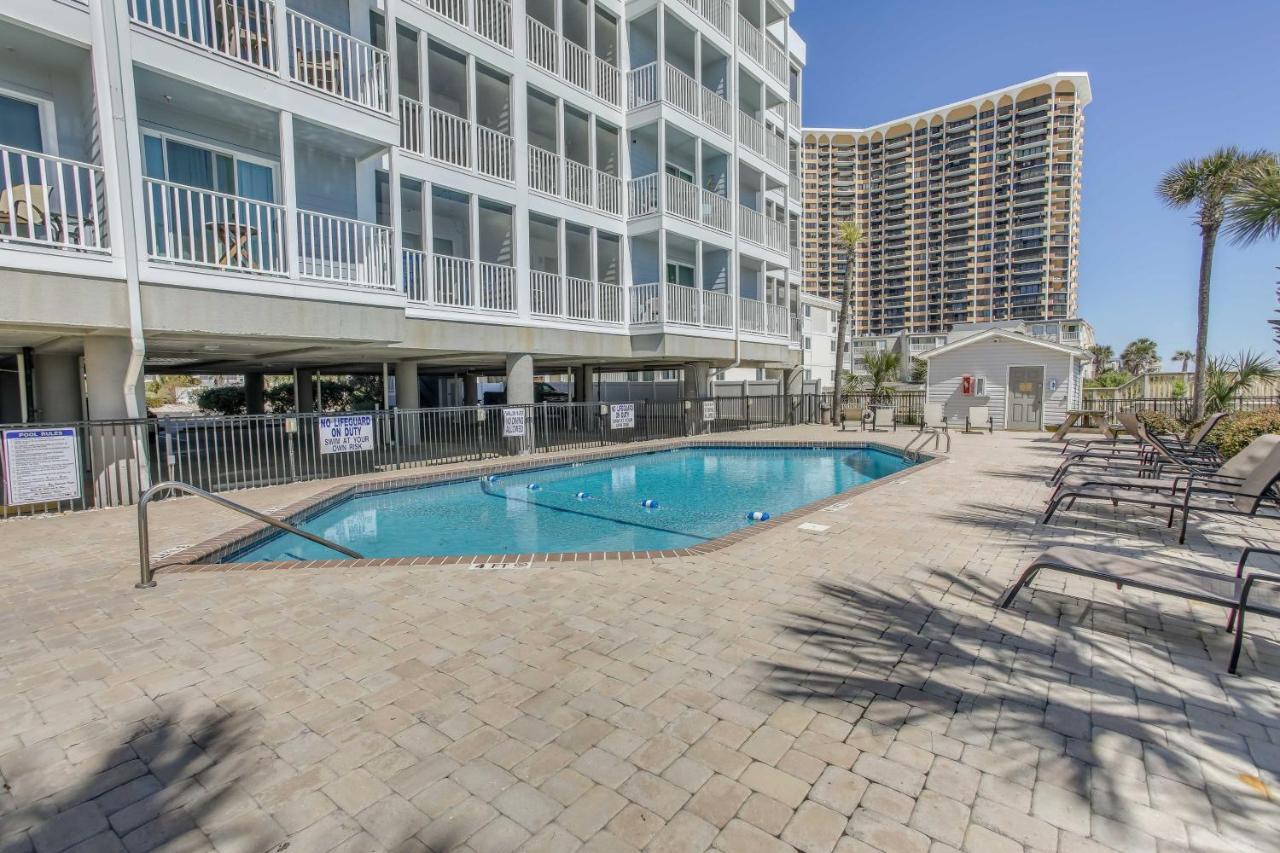 With Pool And Access About 1 Mi To Pier! Myrtle Beach