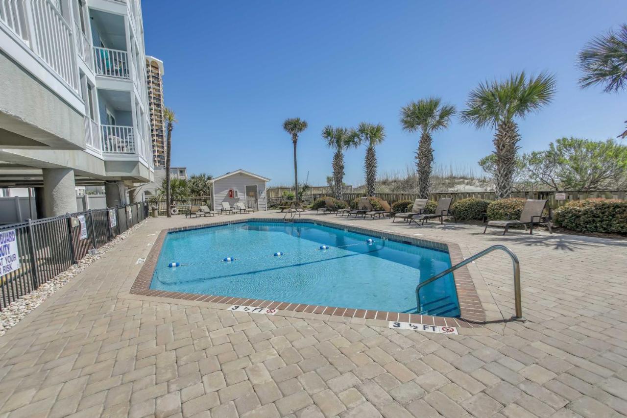 Apartment With Pool And Access About 1 Mi To Pier!