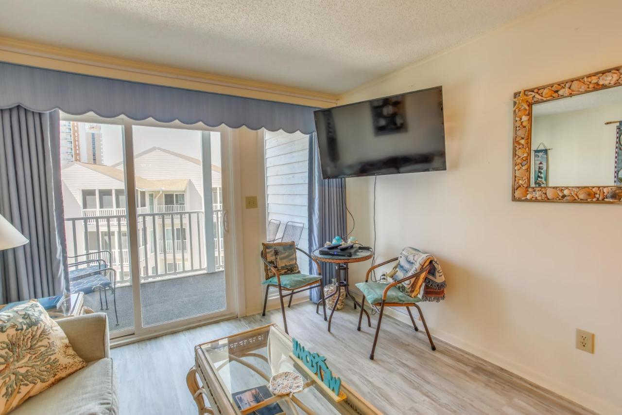 With Pool And Access About 1 Mi To Pier! Myrtle Beach