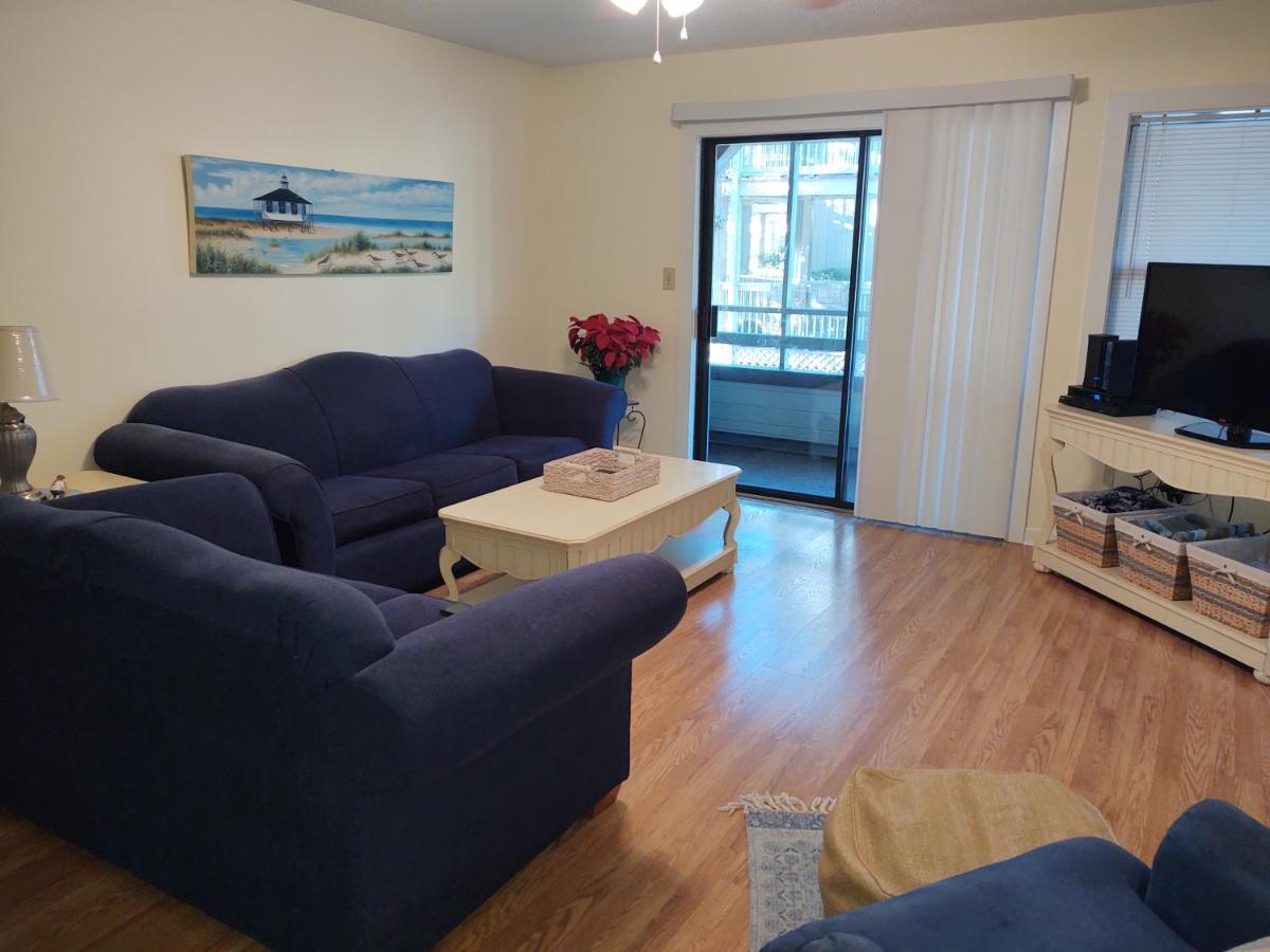 Dunes Point Apartment