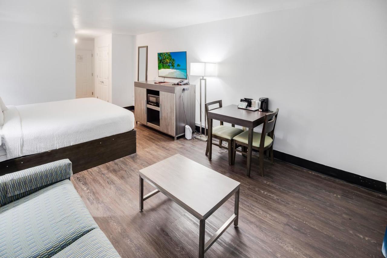 Hotel Tropical Seas
