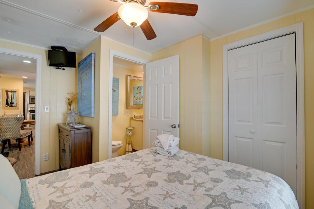 Holiday home Surfside With Pool Access Walk To Beach! Myrtle Beach