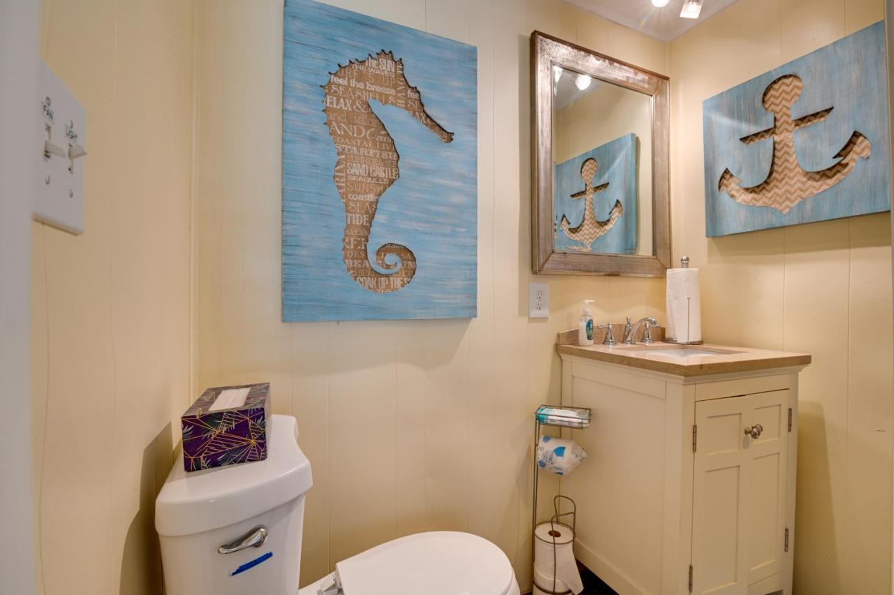 Surfside With Pool Access Walk To Beach! Holiday home Myrtle Beach