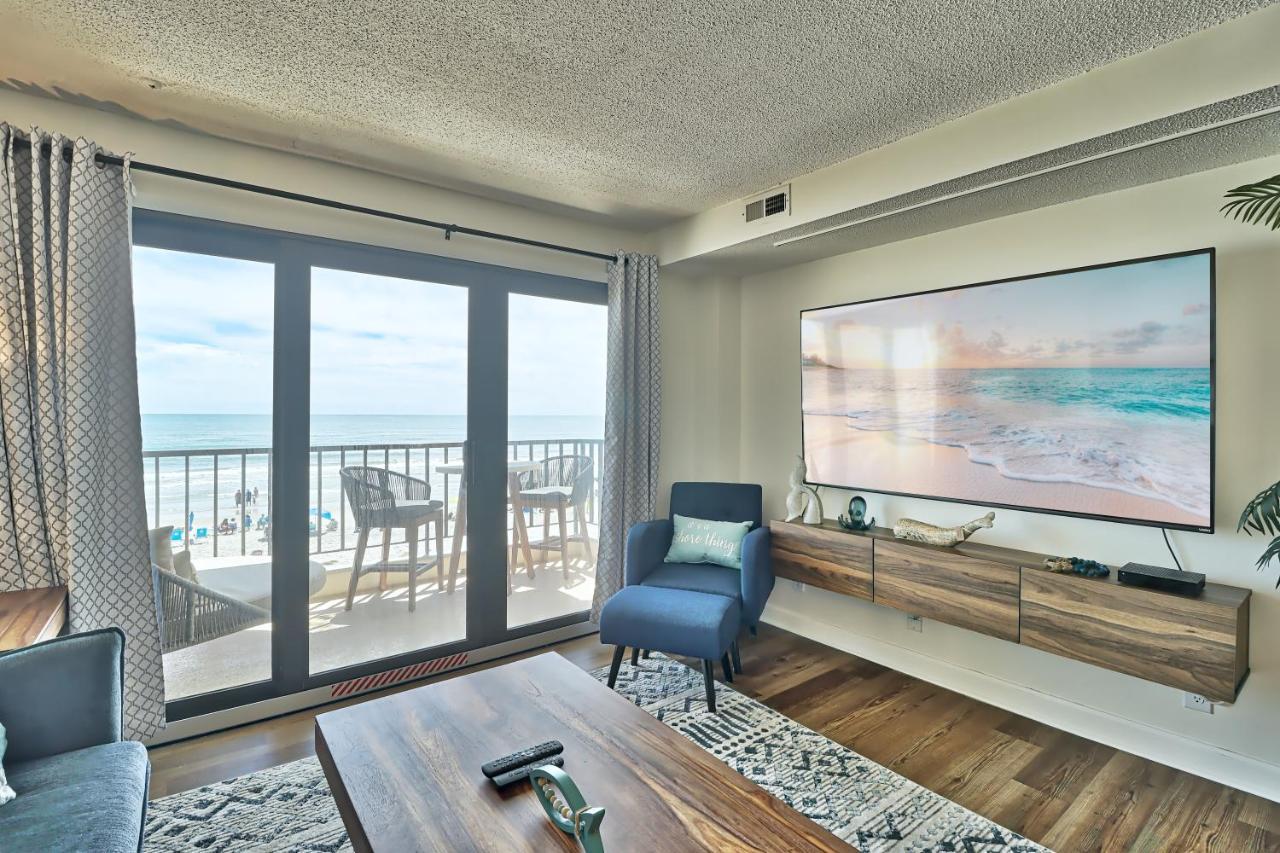 Direct Ocean Front 3br 3ba Front