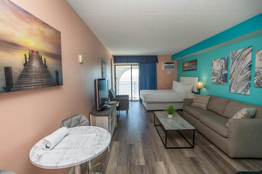 Direct Oceanfront Sea Mist 21105