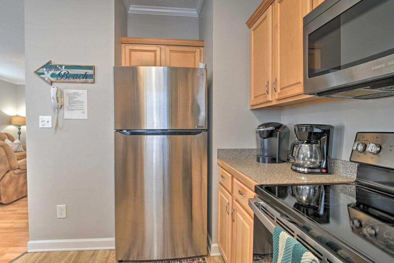 Large With Hot Tub And Pool 500 Ft To The *