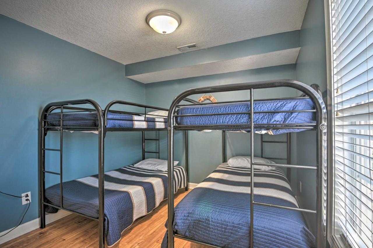 Large With Hot Tub And Pool 500 Ft To The Myrtle Beach