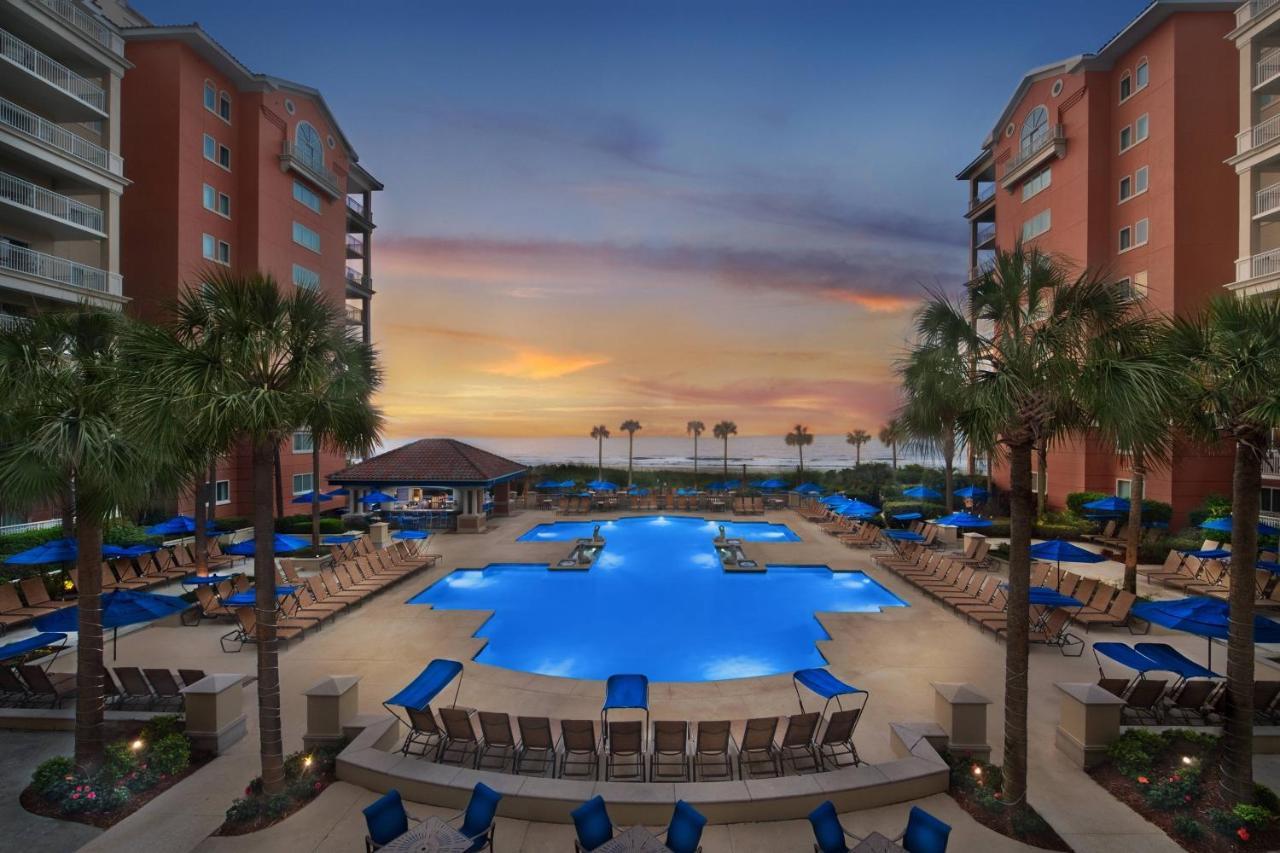 Marriott's Oceanwatch At Grande Dunes Hotel