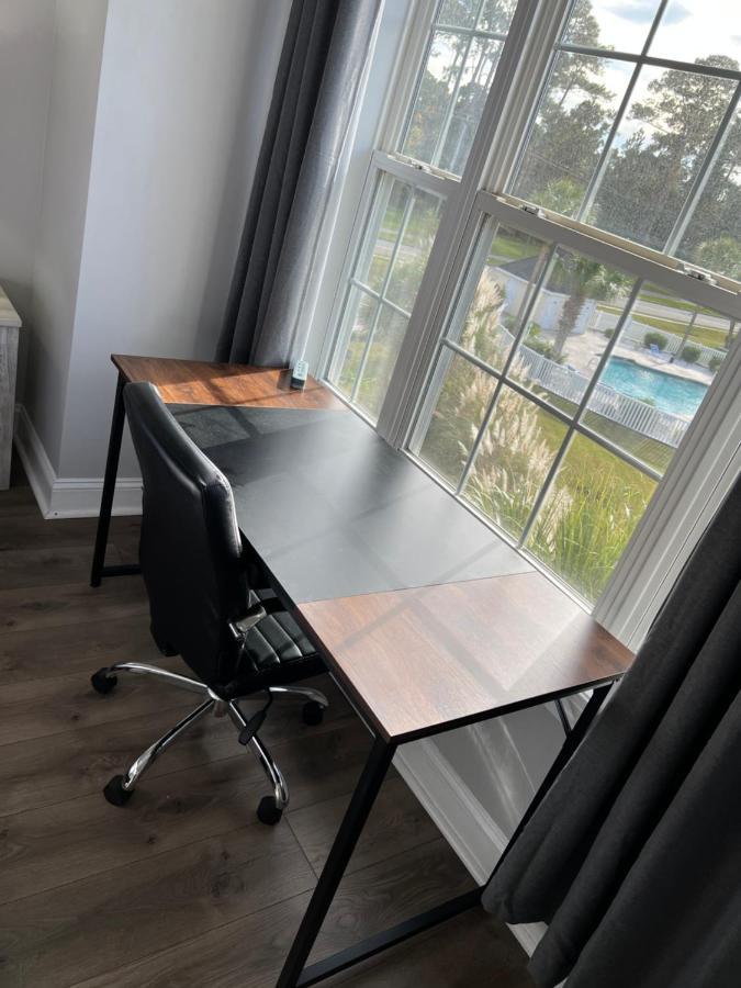 Modern On Golf Course, Pet Friendly! Sleeps-8! Apartment Myrtle Beach