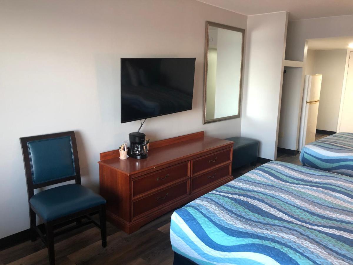 Gazebo Oceanfront Hotel 3*