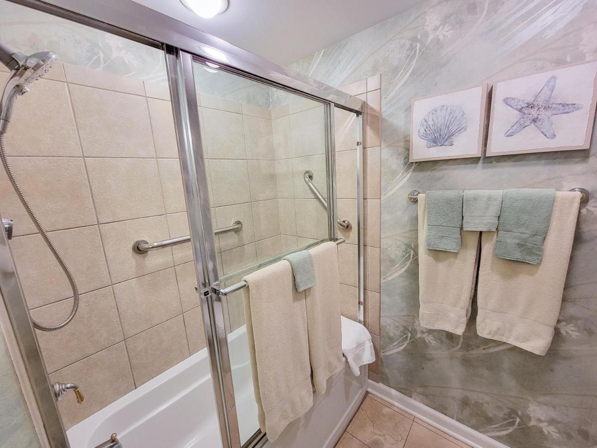 Apartment 2307 Royale Palms *