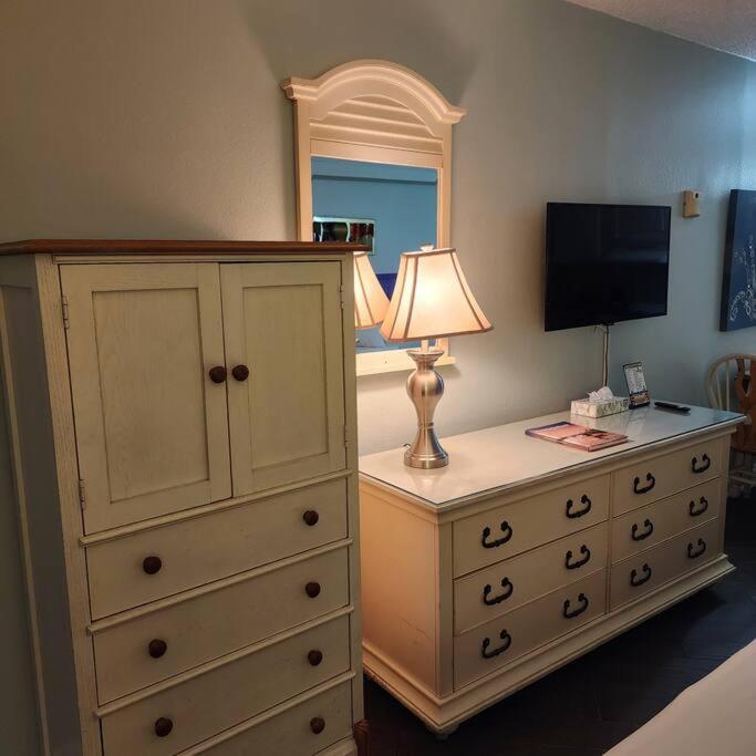 Apartment Oceanfront Efficiency T1104