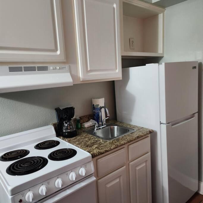 Oceanfront Efficiency T1104 *