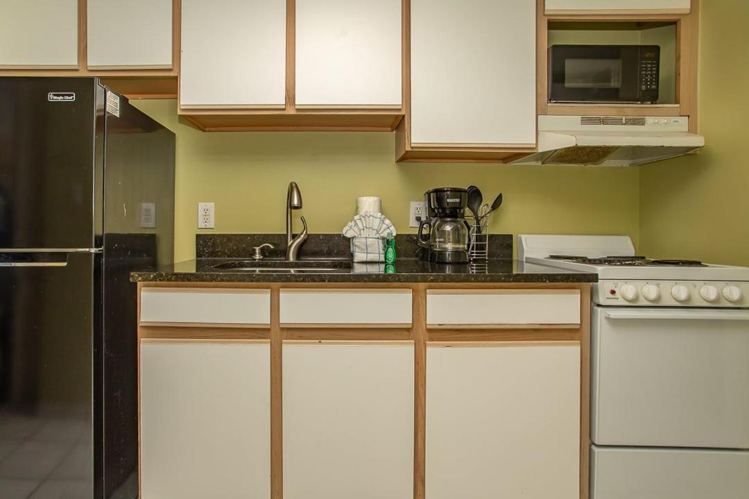 Oceanfront 2 Bedroom 3 Bathroom Unit 539-540 - Sleeps 10 Holiday home Myrtle Beach