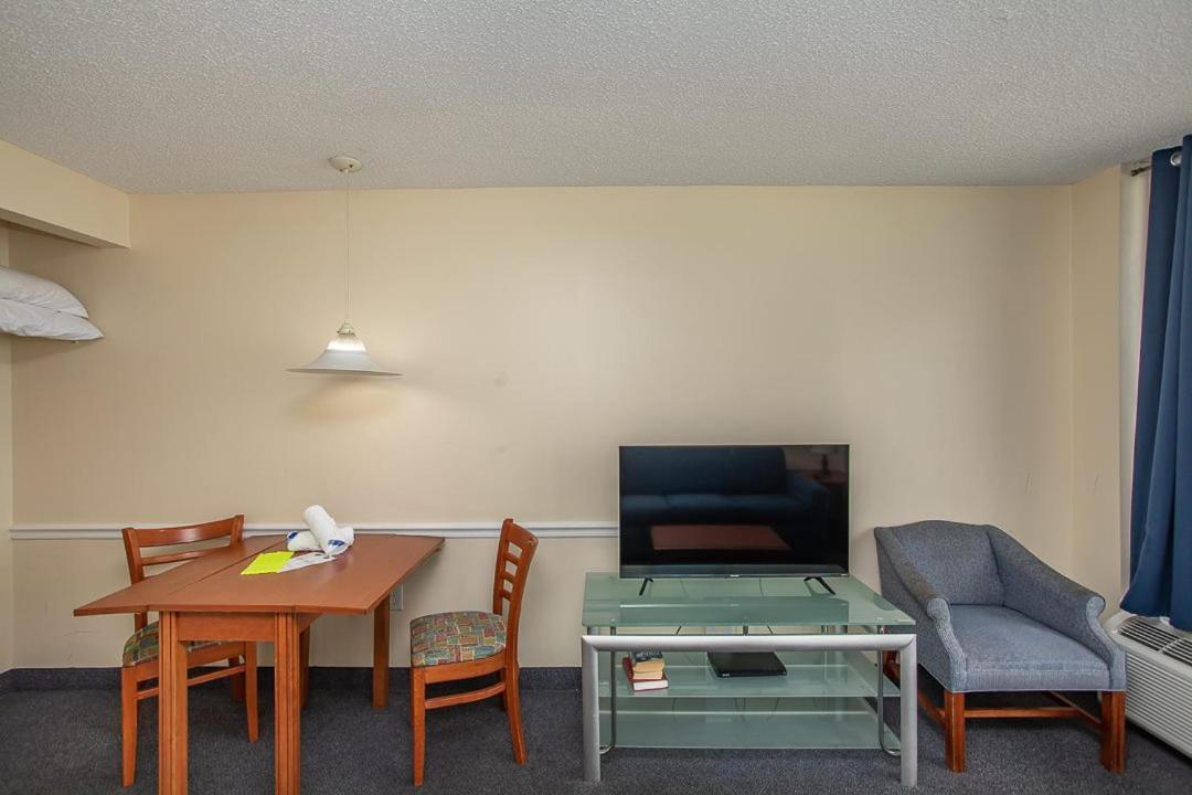 Oceanfront 2 Bedroom 3 Bathroom Unit 539-540 - Sleeps 10 Holiday home Myrtle Beach