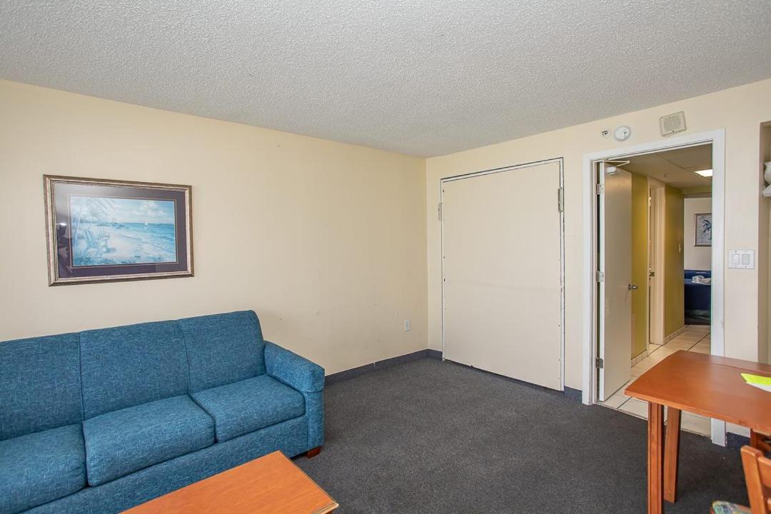 Oceanfront 2 Bedroom 3 Bathroom Unit 539-540 - Sleeps 10 Holiday home Myrtle Beach