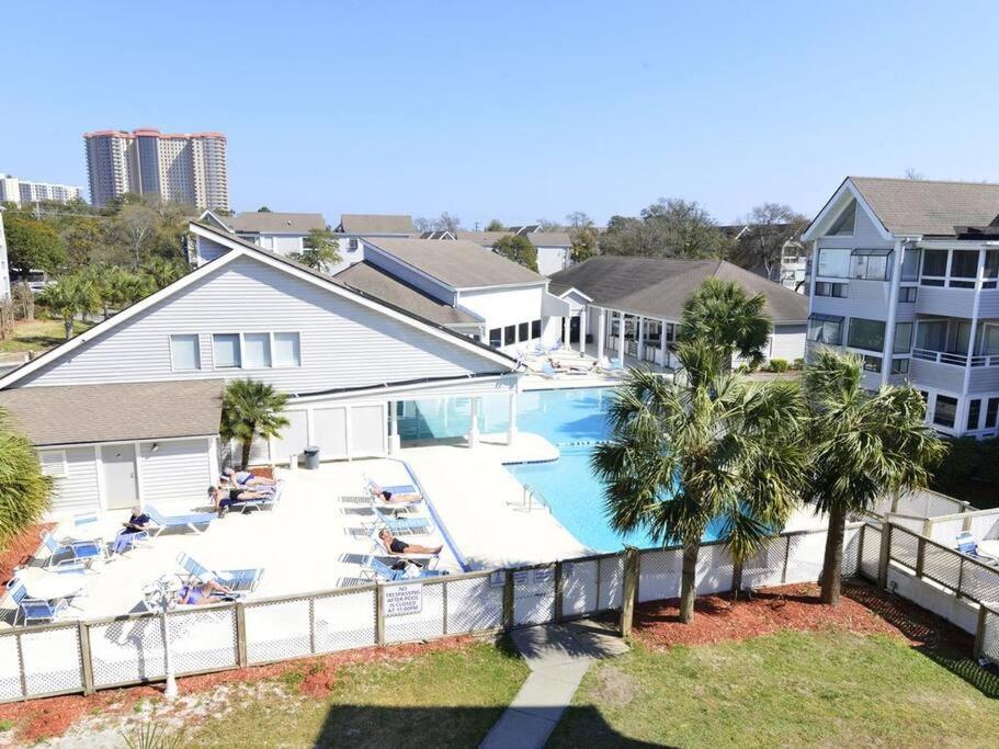 5 Min Walk To With Pools Hot Tub Restaurant Grills * Myrtle Beach