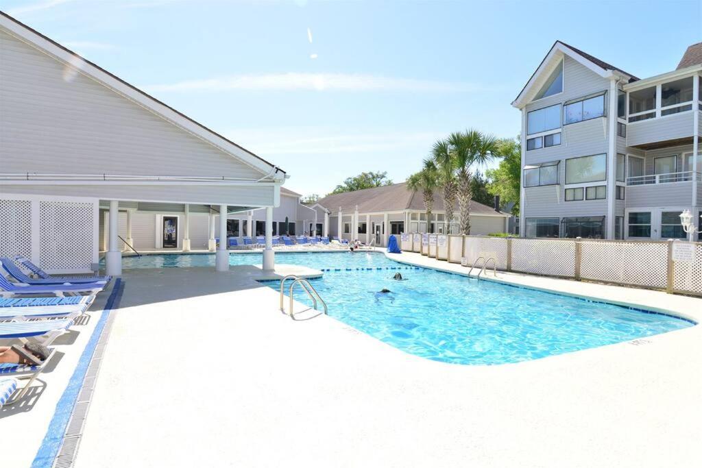 Holiday home 5 Min Walk To With Pools Hot Tub Restaurant Grills *