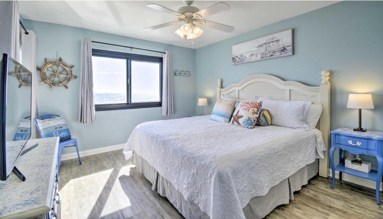 Oceanfront Oasis W/ Pool, Steps From Beach! *