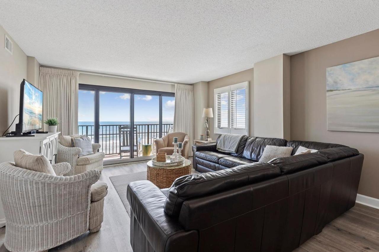 Holiday home Spt606 Springs Towers Newly Renovated Oceanfront
