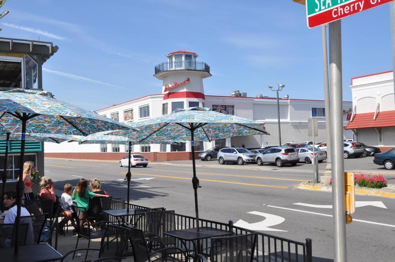 Holiday home Spt606 Springs Towers Newly Renovated Oceanfront *