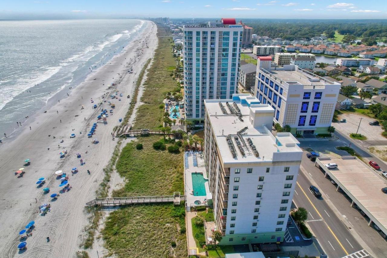 Holiday home Spt606 Springs Towers Newly Renovated Oceanfront