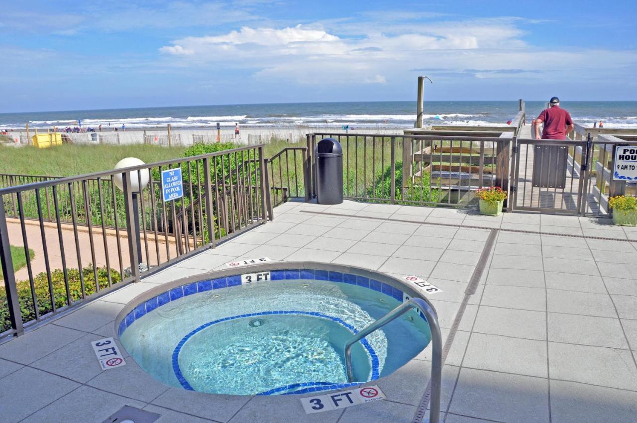 Holiday home Spt606 Springs Towers Newly Renovated Oceanfront