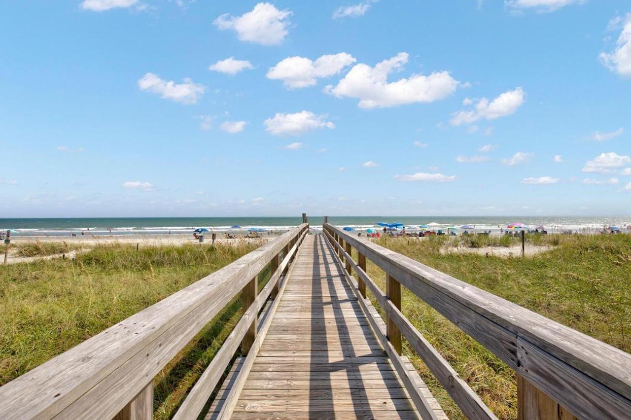 Holiday home Spt606 Springs Towers Newly Renovated Oceanfront *