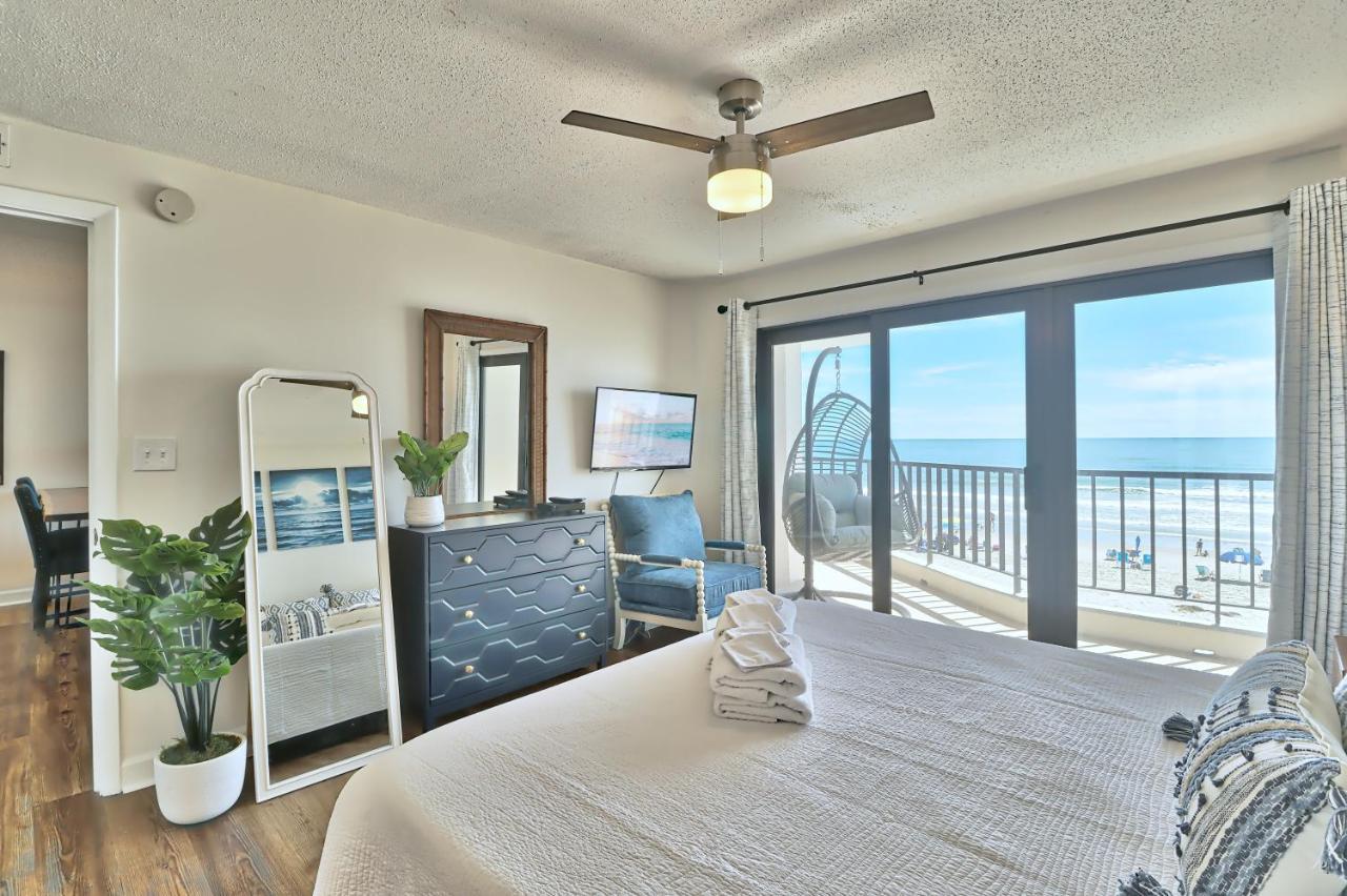 Direct Ocean Front 3br 3ba Front Apartment *