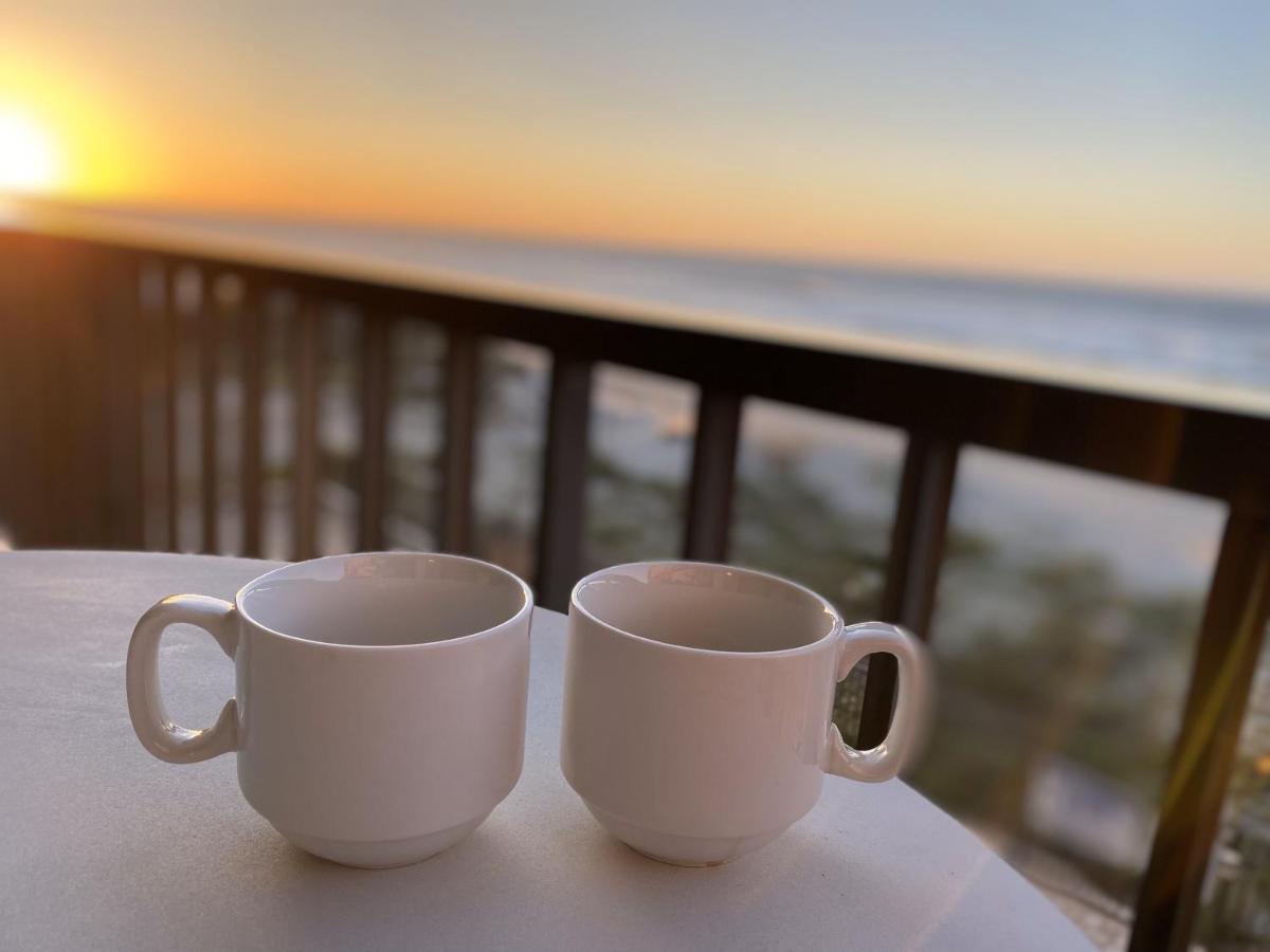 Direct Ocean Front 3br 3ba Front Apartment *
