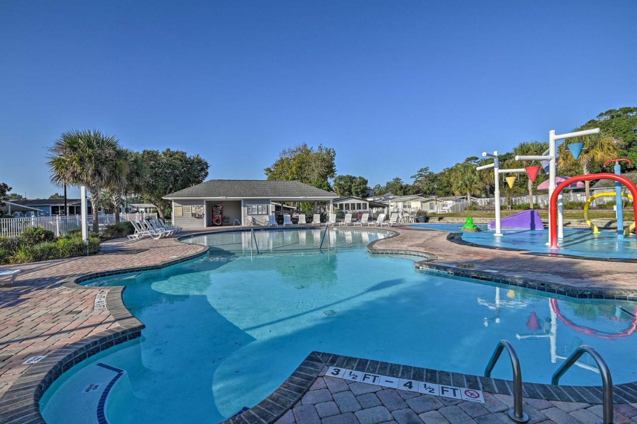 Holiday home Sunny Myrtle - 1 Mi To Ocean! *