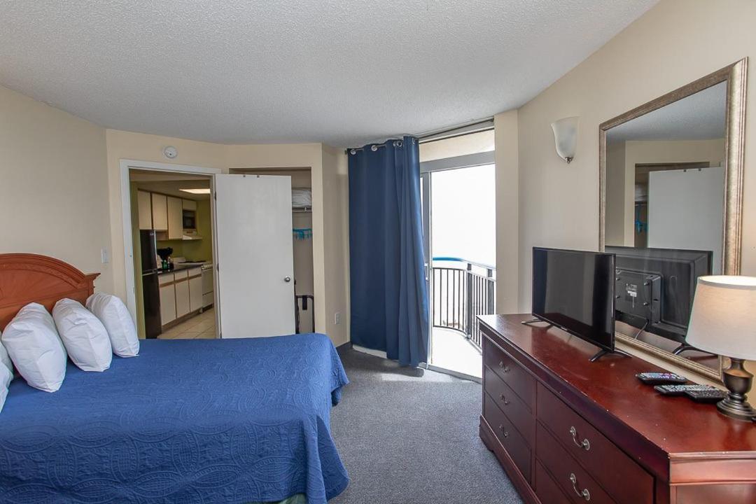 Direct Ocean Front 1 Bedroom 2 Bathrooms Boardwalk Unit 539 Sleeps 8 * Myrtle Beach
