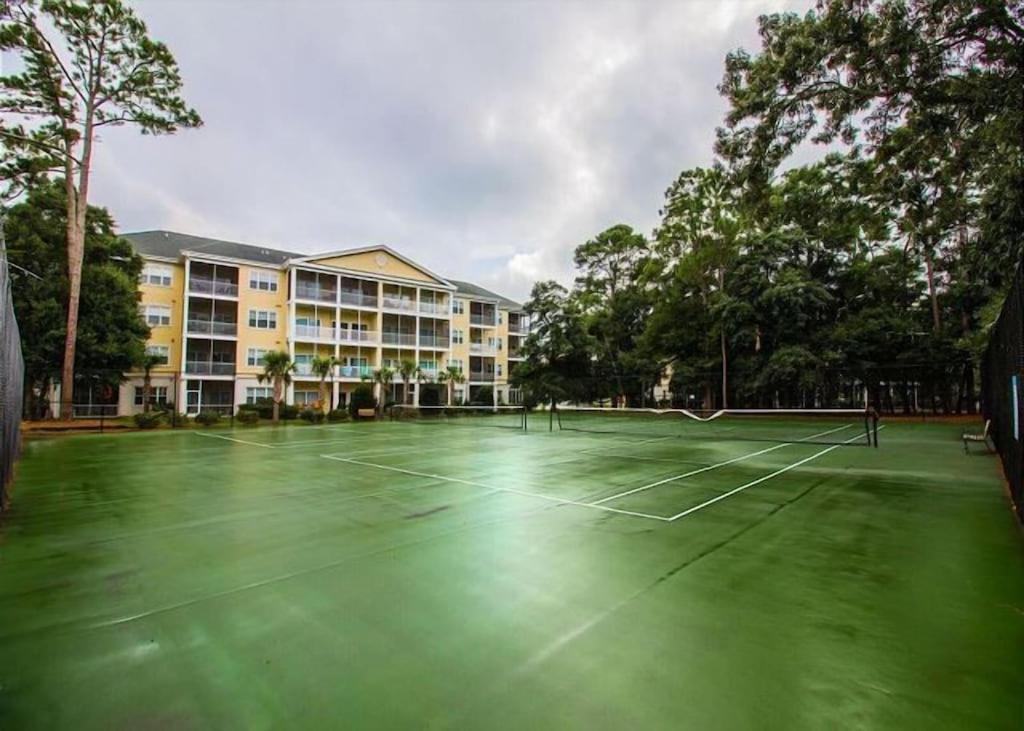 New! Gated Community, Pools, Gym, Beach @ Ocean Keyes #1721 Apartment