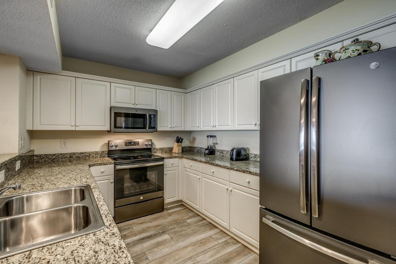 The Island Vista Penthouse 14 *