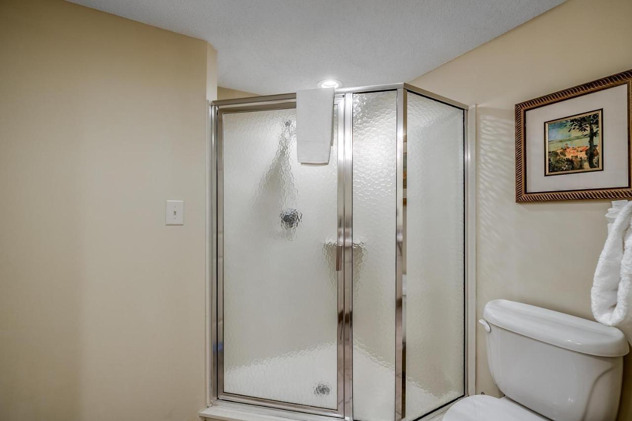 The Island Vista Penthouse 14 *
