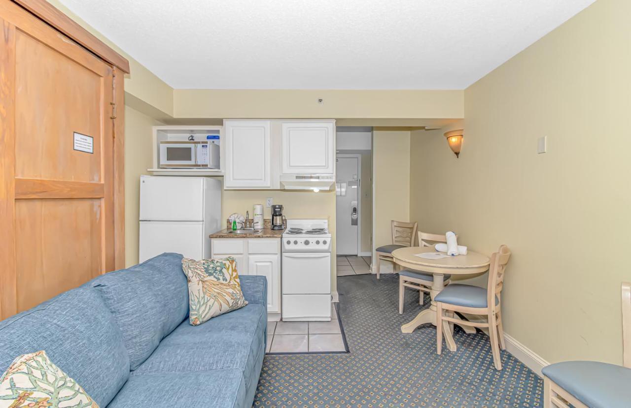 Oceanfront - Sea Mist 20201 - King - 2nd Floor - Sleeps 4 *