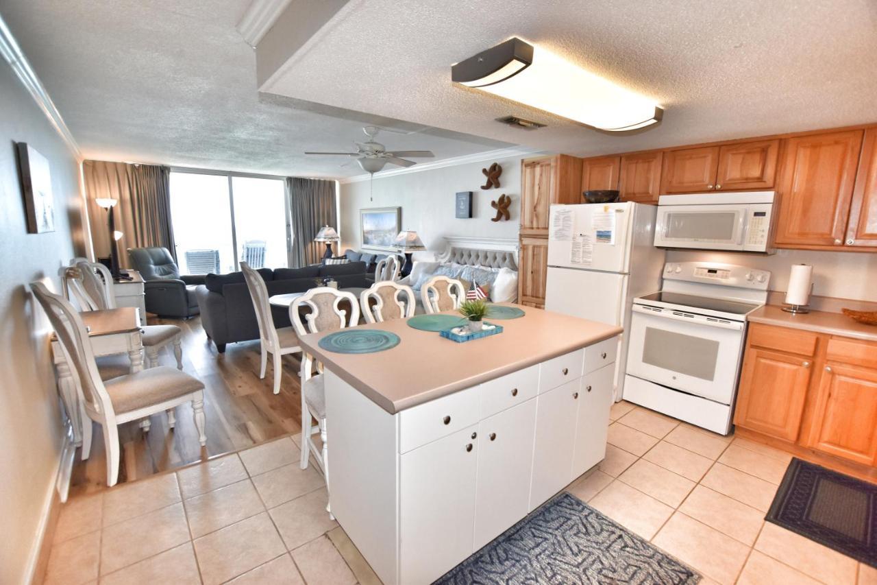 1405 Waters Edge
