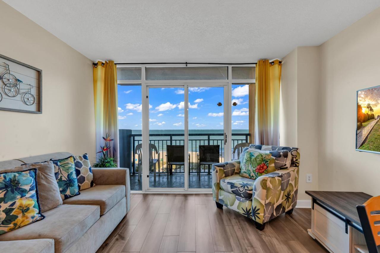 Beachfront In Atlantica With Pool Apartment